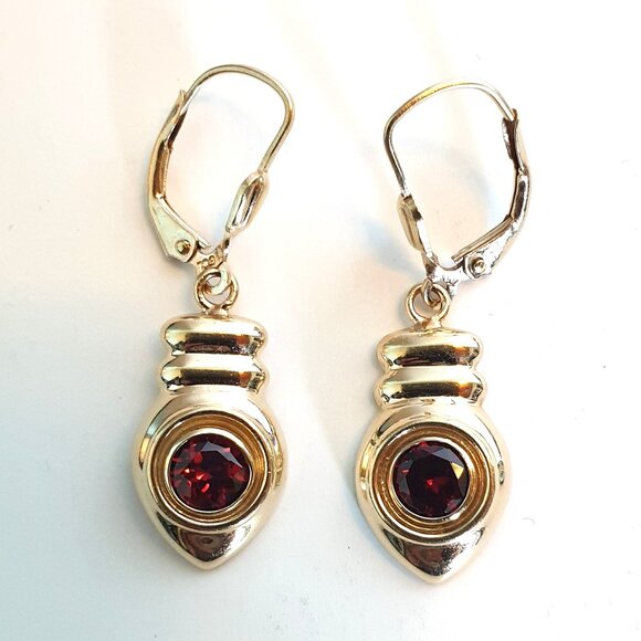 Elegant & Precious Vintage 14K Gold Genuine Deep Red Garnet Dangle Earrings - Picture 10 of 12